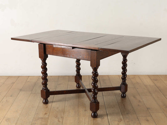 ドローリーフテーブル