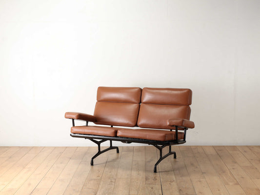 EAMES 2シーターソファ by ICF