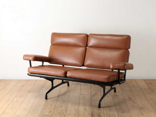 EAMES 2シーターソファ by ICF