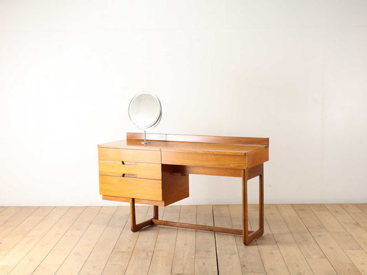 UNIFLEX ドレッサー