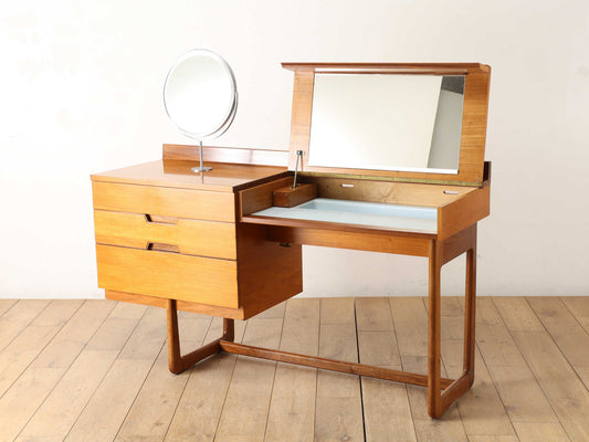 UNIFLEX ドレッサー