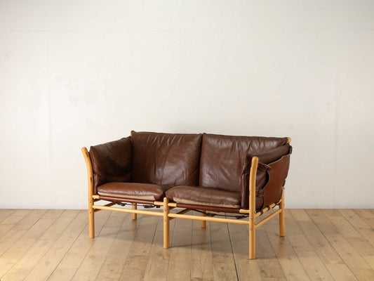 ARNE NORELL ILONA 2シーターソファ