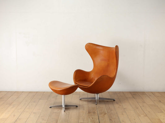 ARNE JACOBSEN エッグチェア with オットマン FH3316