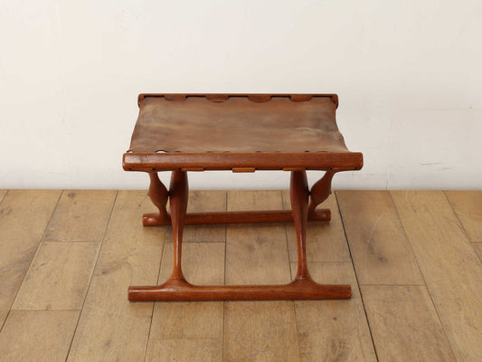 POUL HUNDEVAD スツール Model.41