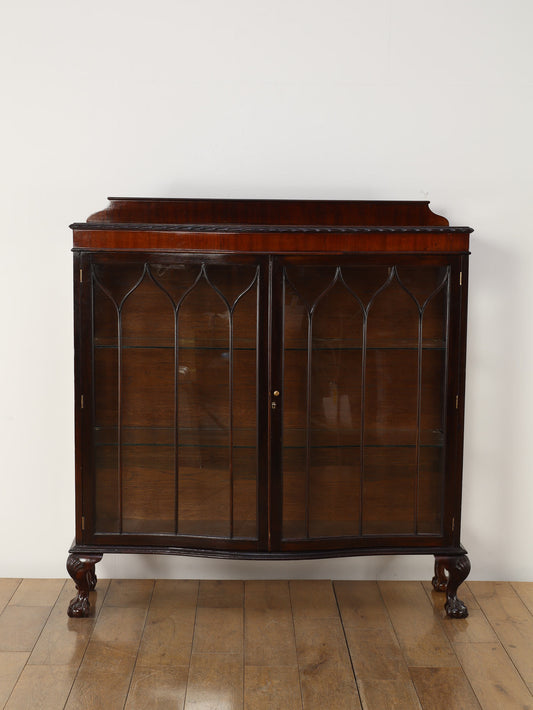 チャイナキャビネット