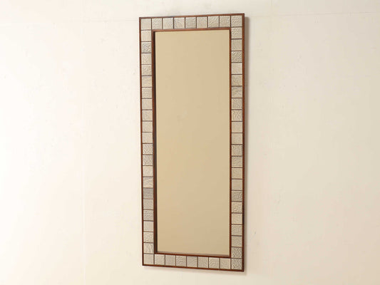 タイルドウォールミラー