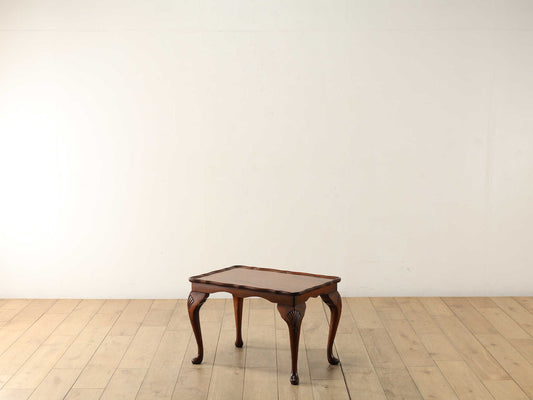 Q/Aコーヒーテーブル