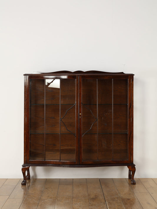 チャイナキャビネット