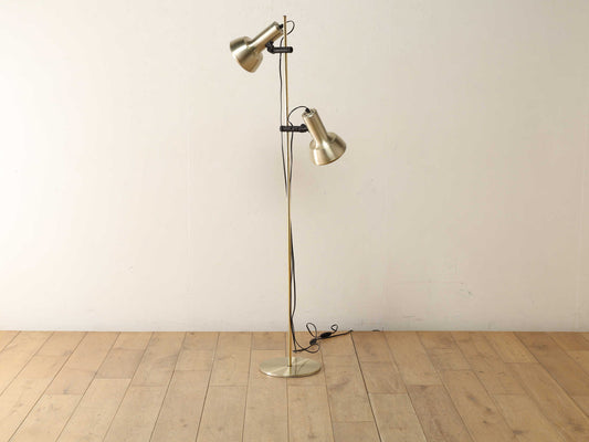 メタルフロアランプ