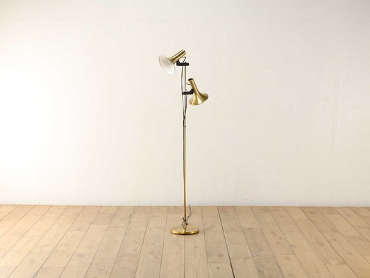 メタルフロアランプ