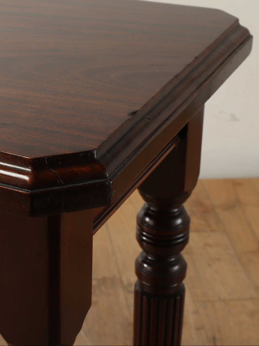 ヴィクトリアンサイドテーブル