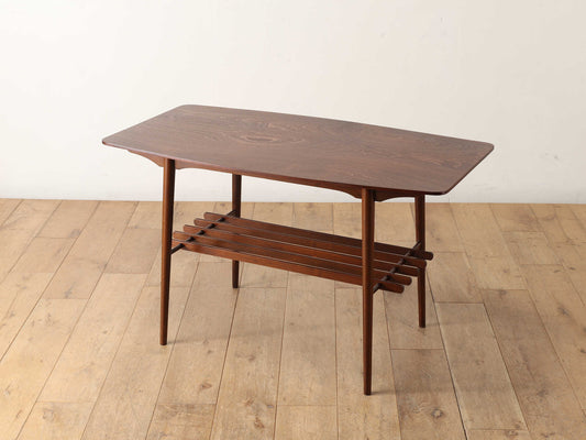 サイドテーブル