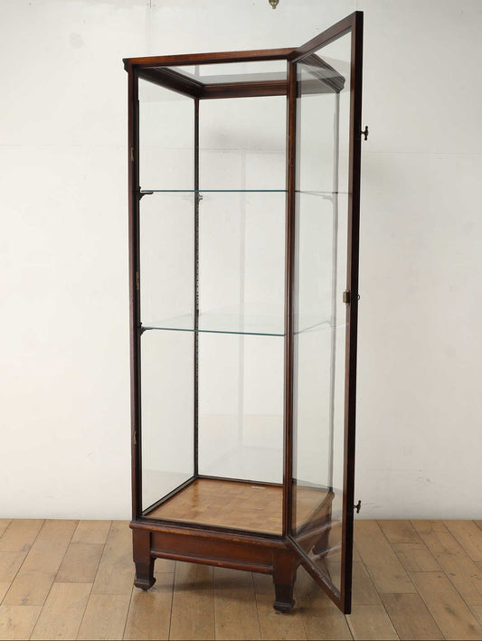 フリースタンディング