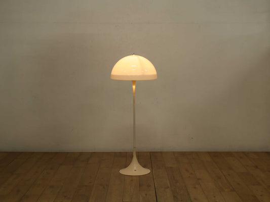 VERNER PANTON パンテラ フロアランプ