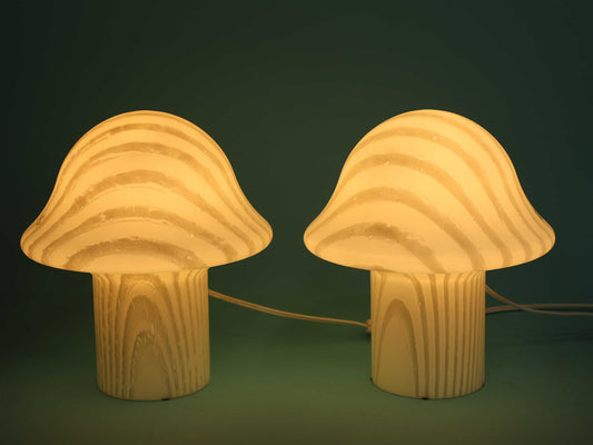 マッシュルームテーブルランプ