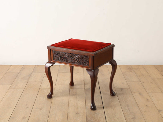 Q/A ピアノスツール