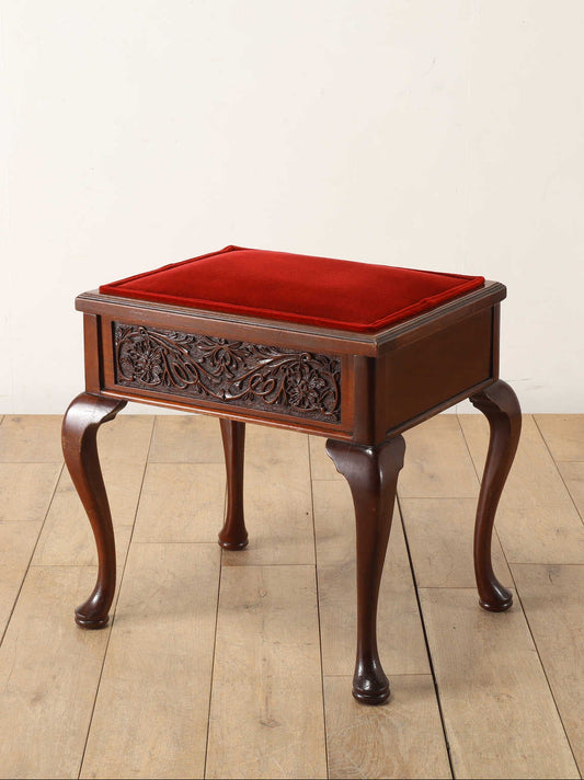 Q/A ピアノスツール