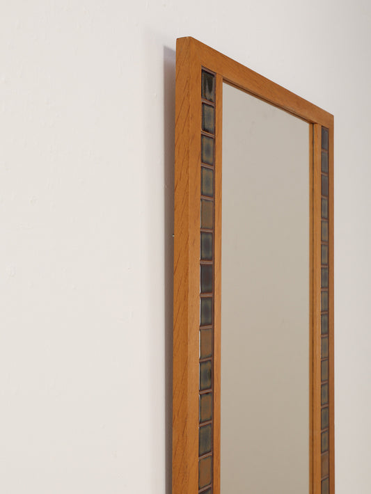 タイルドウォールミラー