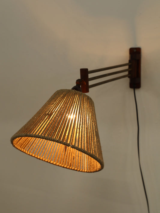 ウォールランプ