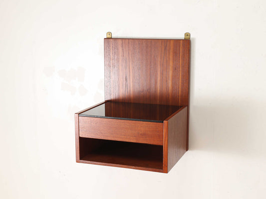 HANS J. WEGNERハンギングテーブル