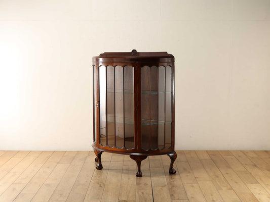 チャイナキャビネット