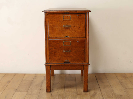 ファイリングキャビネット