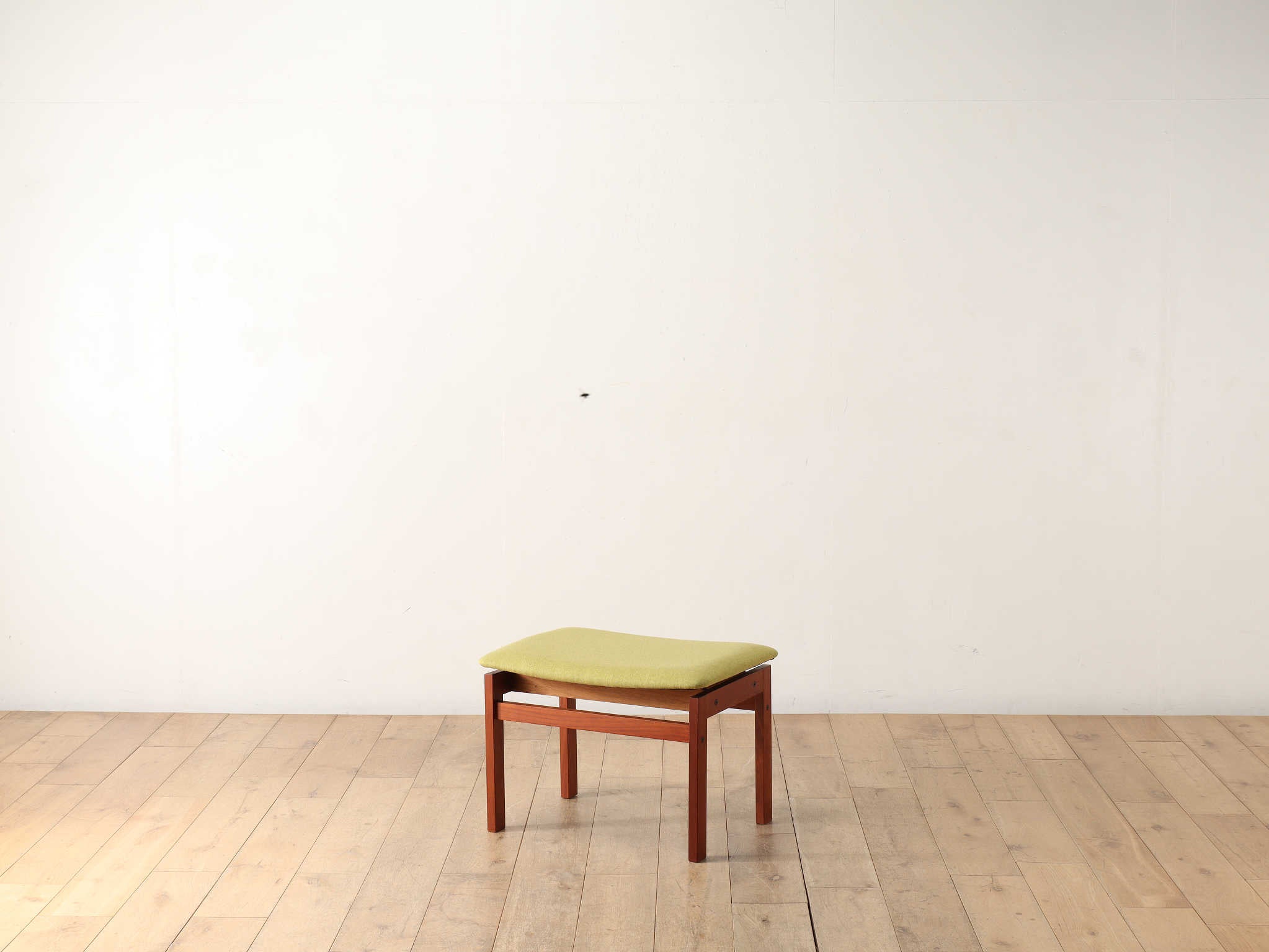 Lloyd's Antiques ロイズアンティークス　スツール オットマン Lloyd's Antiques Real Antique Piano Stool / ロイズ