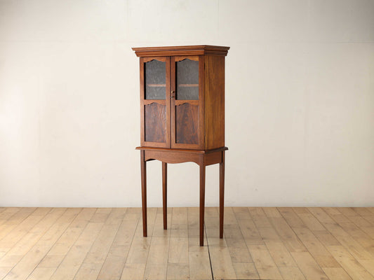 エドウォーディアンカップボード