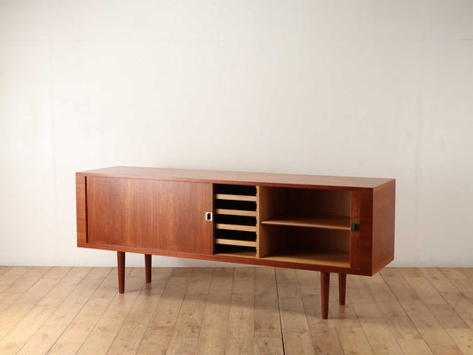 HANS J. WEGNERサイドボード RY25
