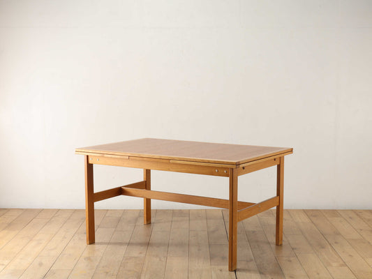 ドローリーフテーブル