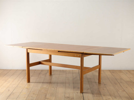 ドローリーフテーブル