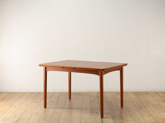 ドローリーフテーブル