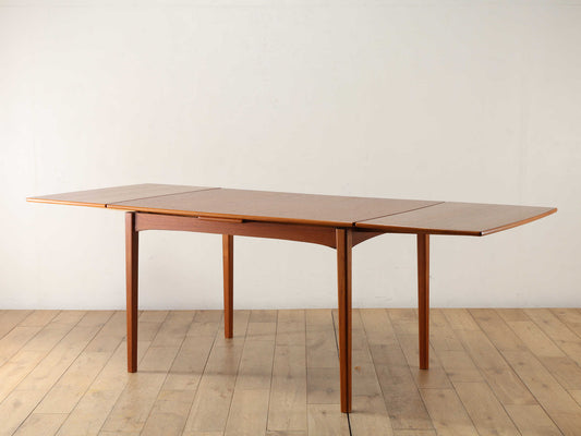 ドローリーフテーブル