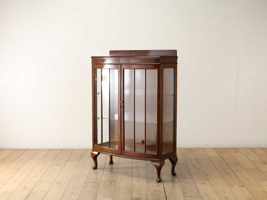 チャイナキャビネット