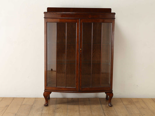 チャイナキャビネット