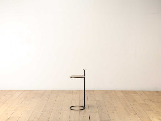 メタルサイドテーブル