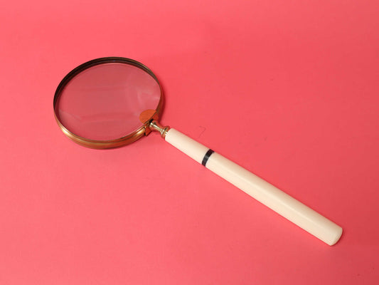 ラージマグニファイングラスホワイト