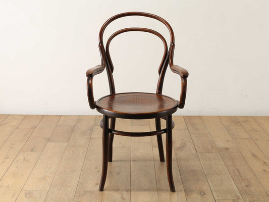 MUNDUS ベントウッドアームチェア