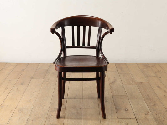 MUNDUS & J.J.KOHN ベントウッドアームチェア