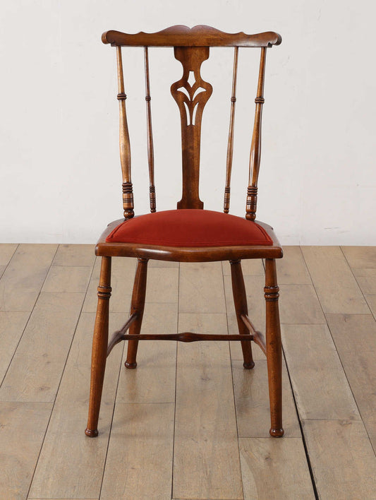 ドレッシングチェア