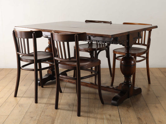 Ee-zi-way サプライズドテーブル