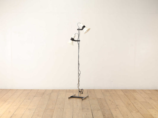 メタルフロアランプ