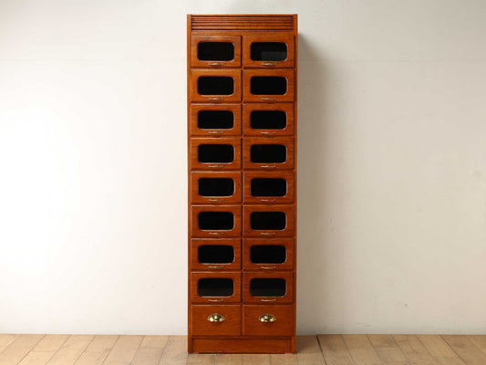 シャツキャビネット