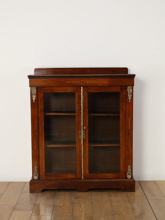 ヴィクトリアンキャビネット