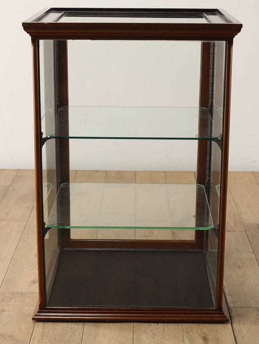 カウンタートップキャビネット