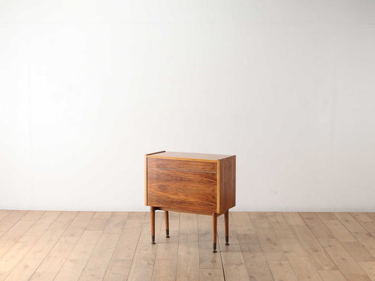 ドリンクキャビネット