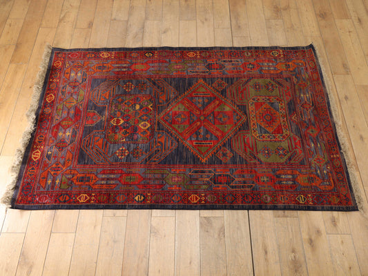 トライバルラグ