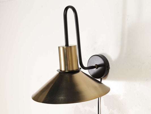 ウォールランプ