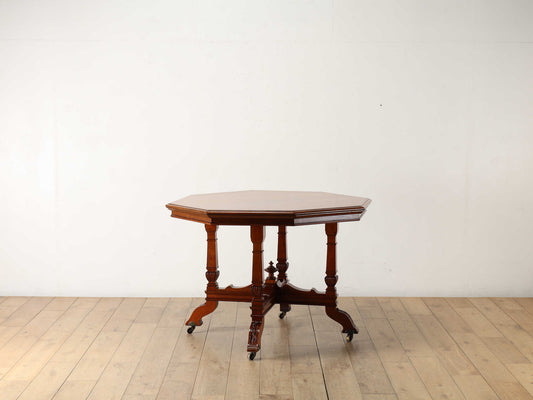 オクタゴンテーブル