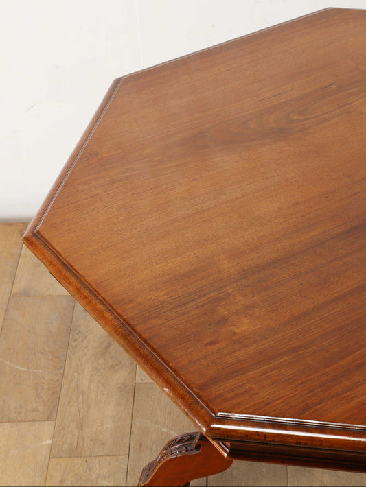 オクタゴンテーブル